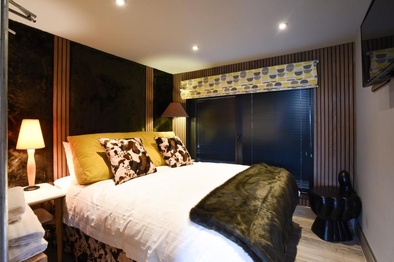 Air Maison - The Cow Shed Wow Factor Countryside Retreat Westbourne  Екстер'єр фото