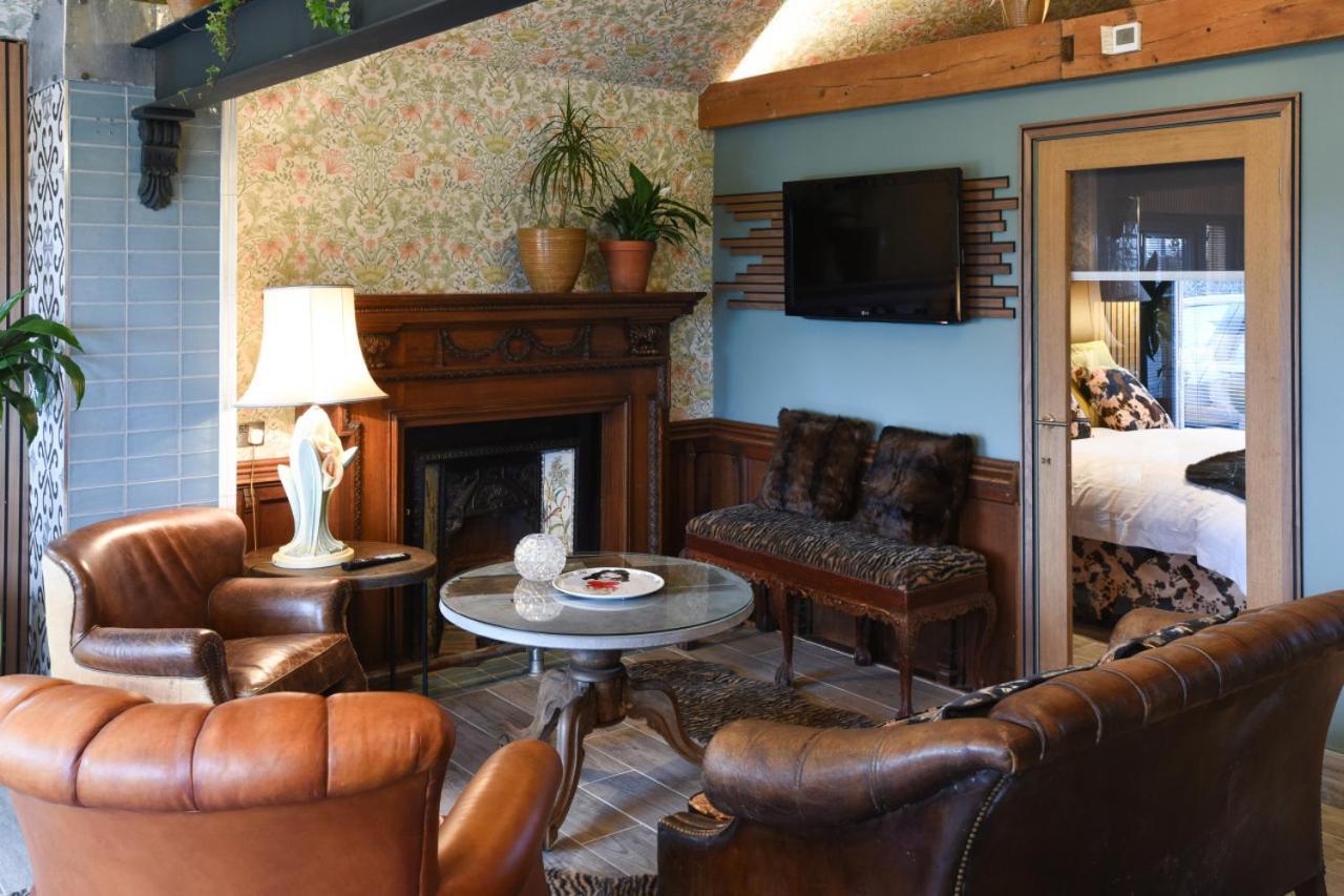 Air Maison - The Cow Shed Wow Factor Countryside Retreat Westbourne  Екстер'єр фото